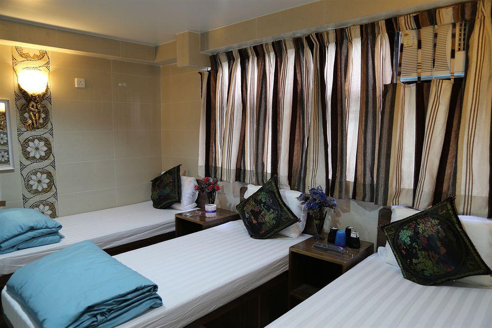 New Tokyo Hostel Hong Kong Exterior photo