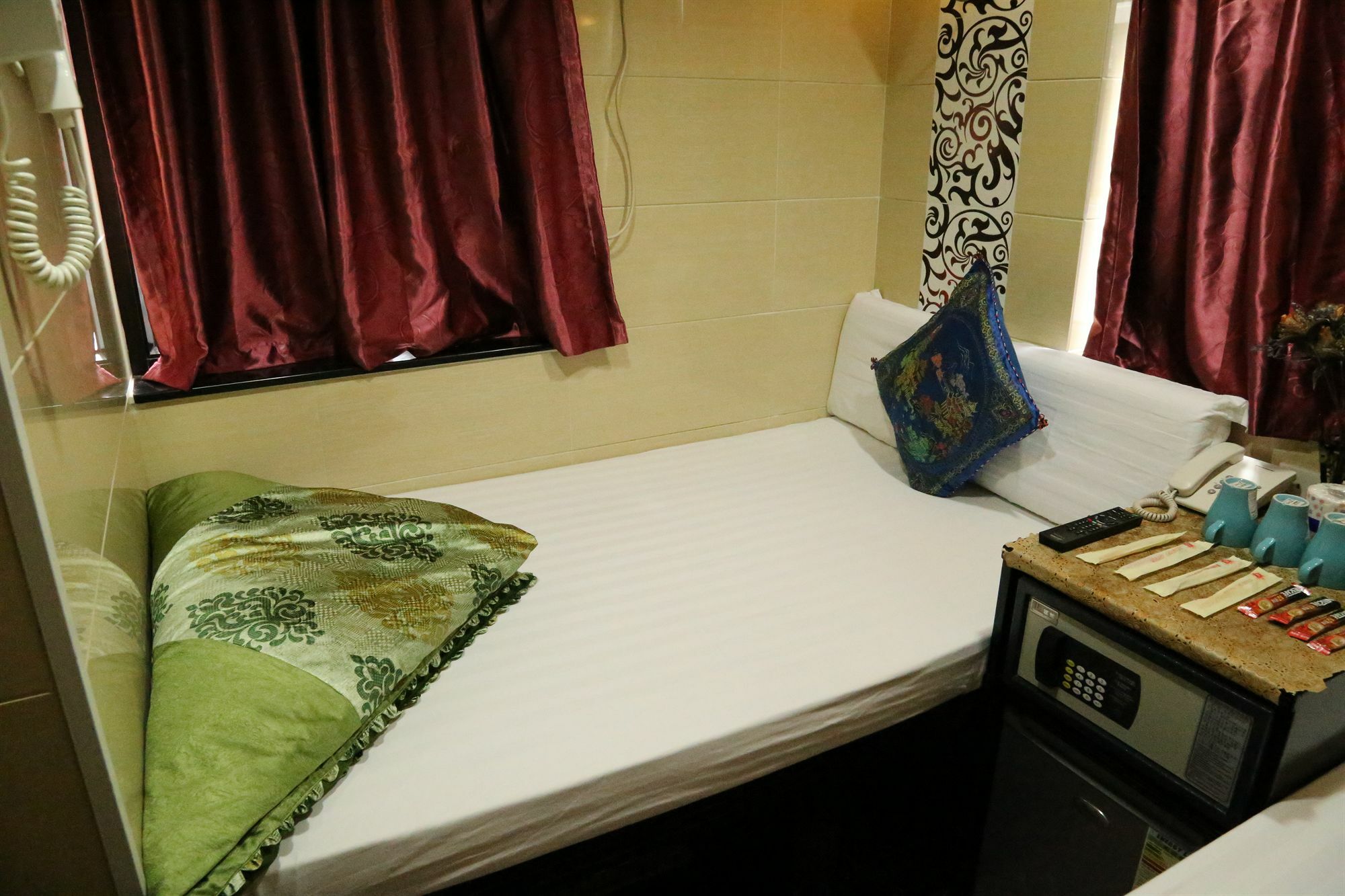 New Tokyo Hostel Hong Kong Exterior photo